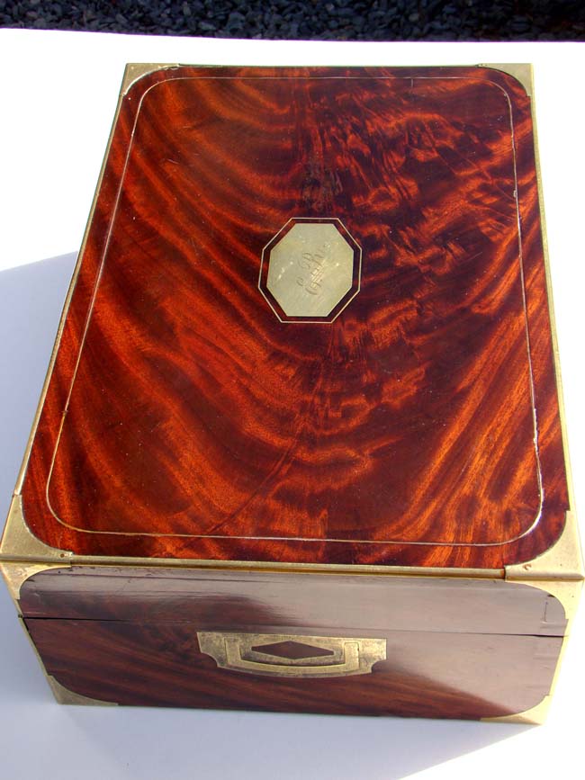 A fine Antique French Napoleonic period brass bound Mahogany Dressing Box circa 1815 — image 2